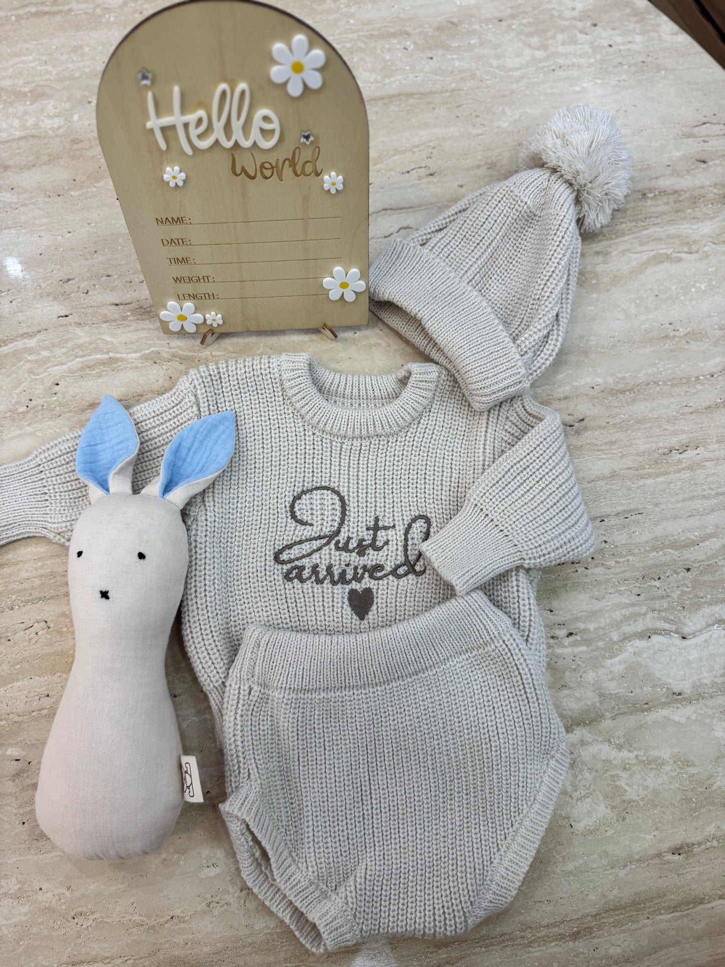 The Gentle Moments Gift Set- Beige