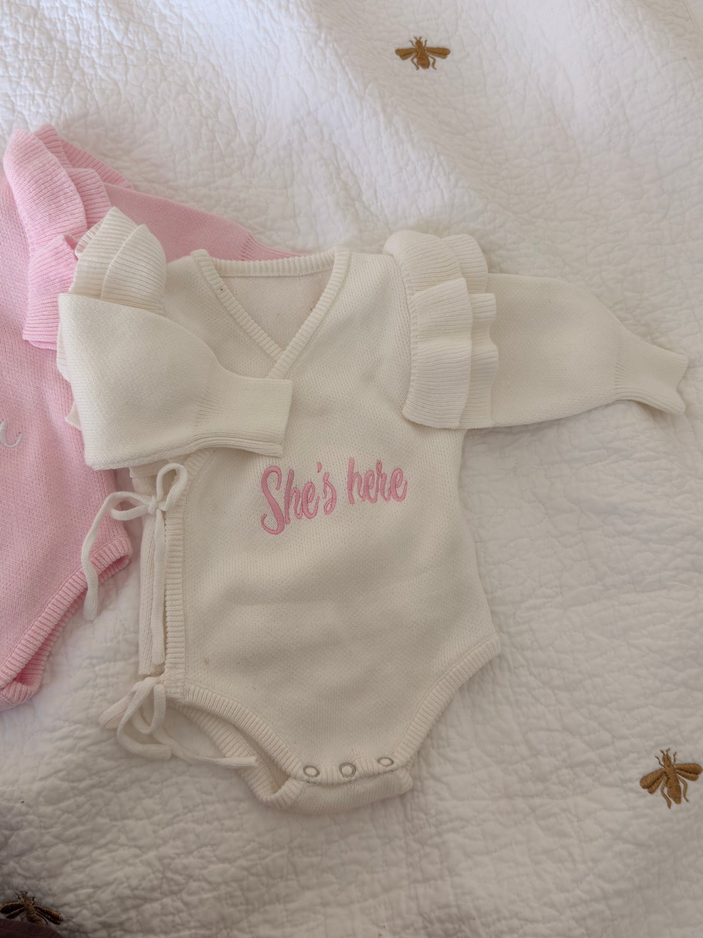 Personalised Knit Newborn Romper – Embroidered Baby Name Outfit