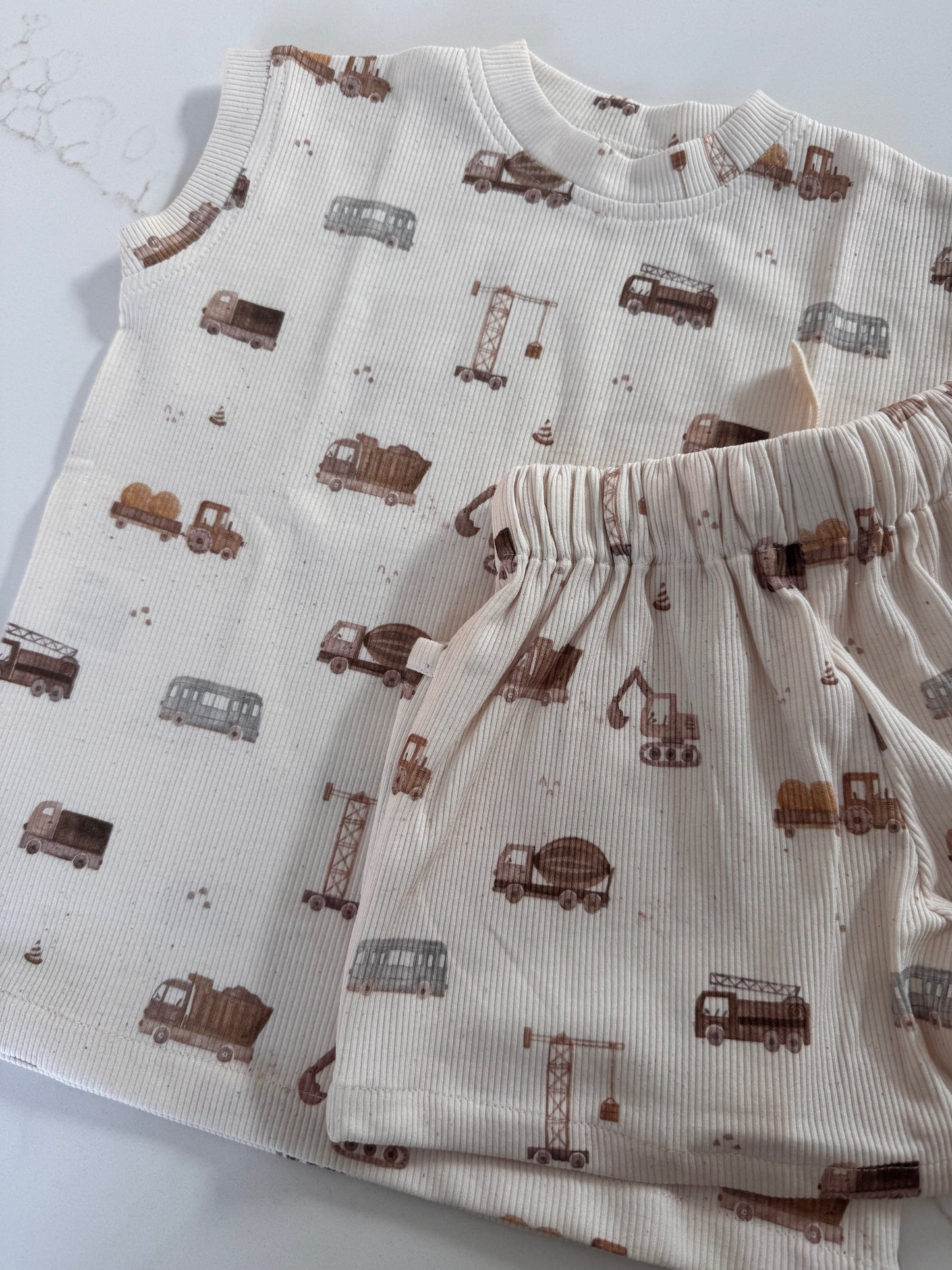 Construction Trucks Ribbed Set