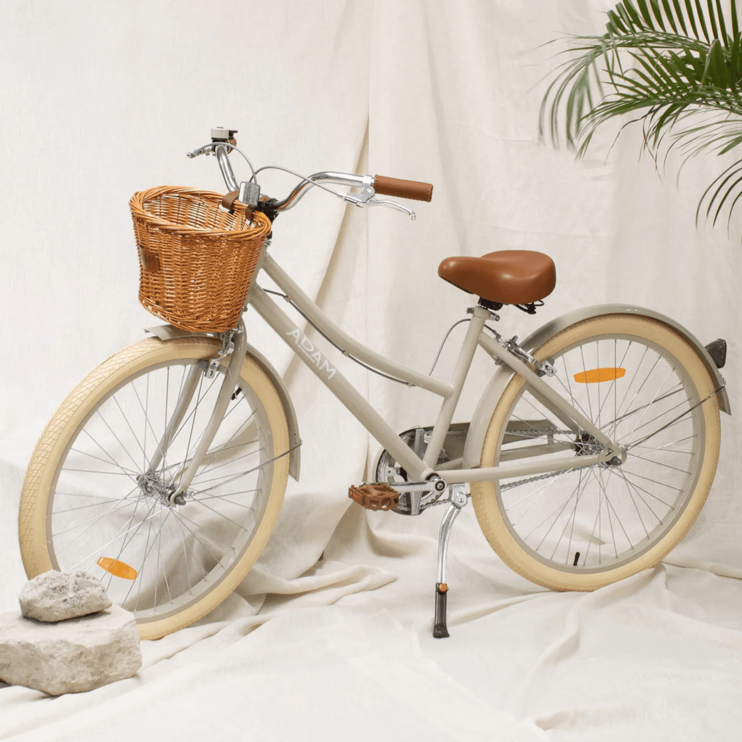 The Dutch Style Adam Kids Bike 24" Handbrake