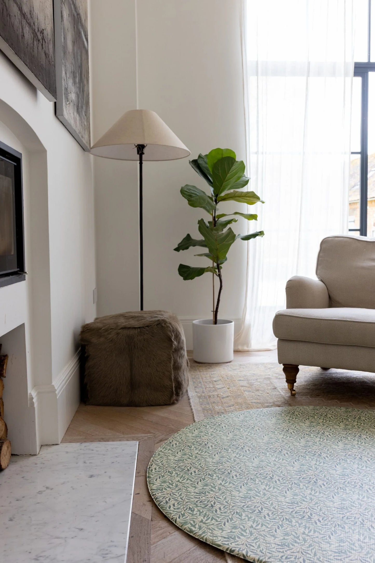 The Willow Boughs & Strawberry Thief Round Playmat