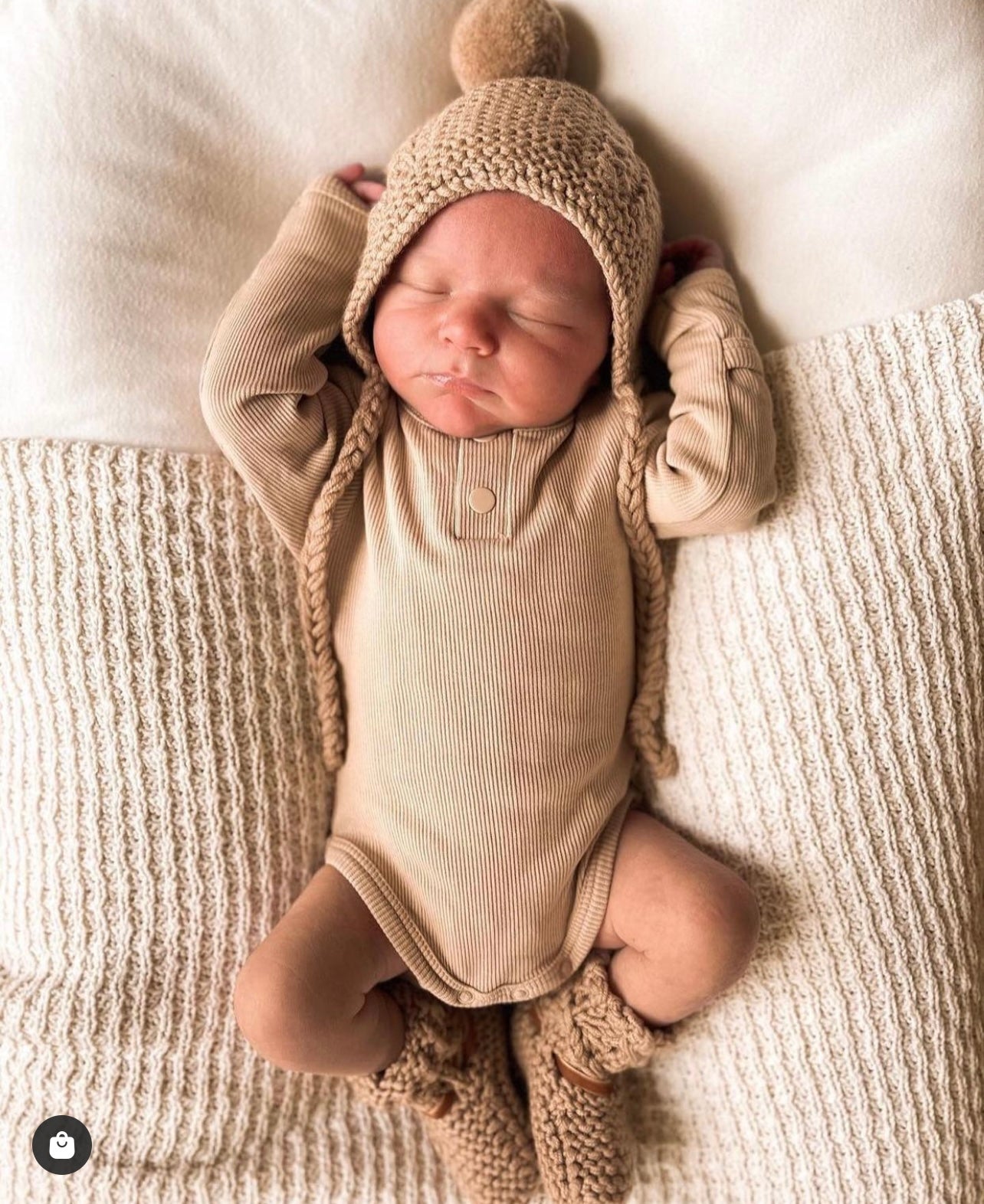 Wool Bonnet & Booties(set of 2)