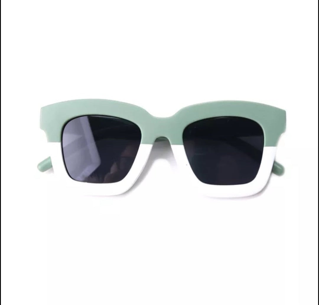 Squared 2 tone sunglasses