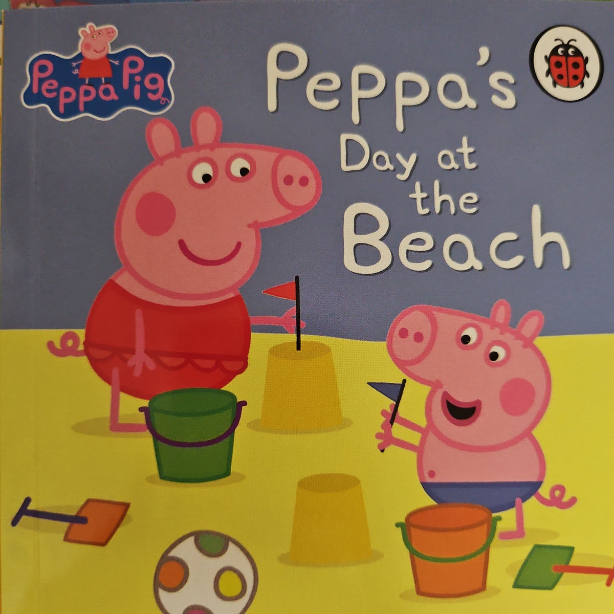 The Amazing Peppa Pig Collection:Peppa’s Day at the Beach