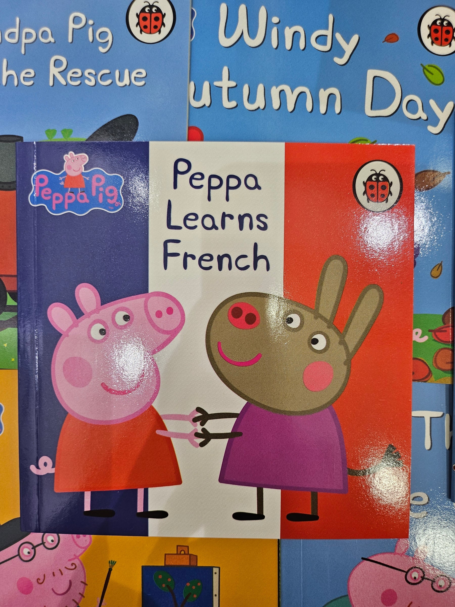 The Incredible Peppa Pig Collection: Peppa Learns French