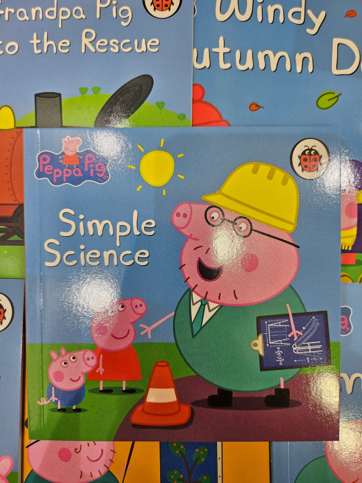 The Incredible Peppa Pig Collection: Simple Science