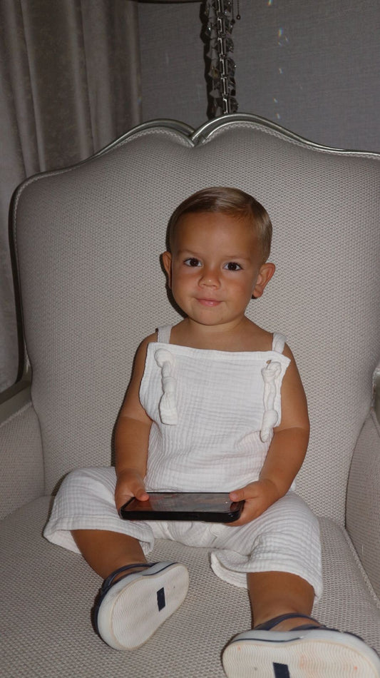 Arthur White Muslin Baby Romper Jumpsuit – Soft Cotton Sleeveless One-Piece