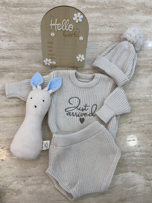The Gentle Moments Gift Set- Beige