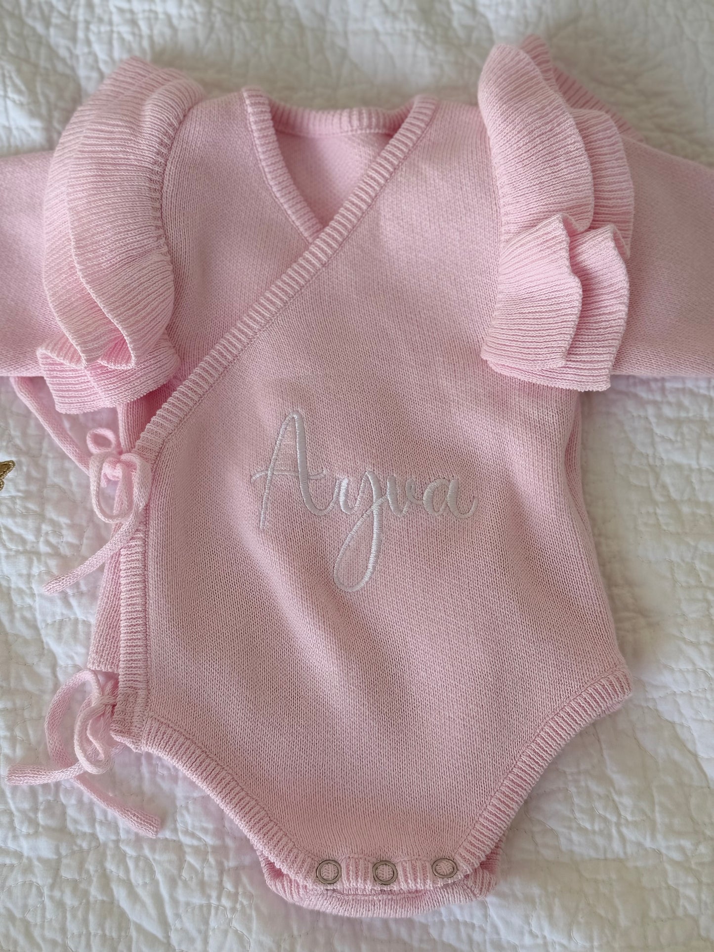 Personalised Knit Newborn Romper – Embroidered Baby Name Outfit