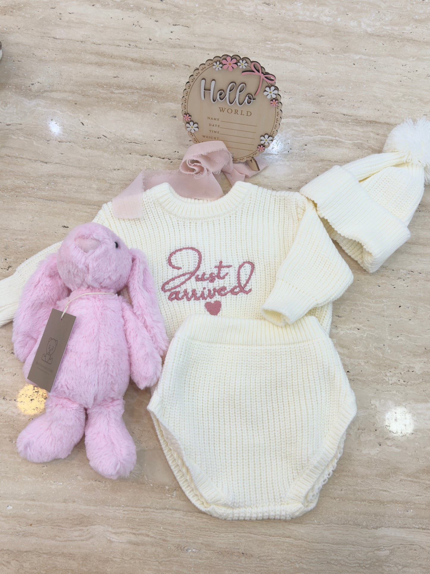 The Gentle Moments Gift Set- White