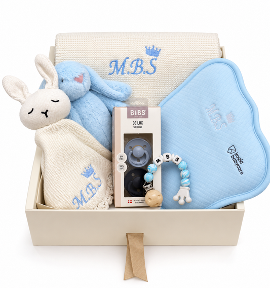 Personalised Baby Boy Gift Box – Newborn Baby Gift Set with Embroidered Blanket