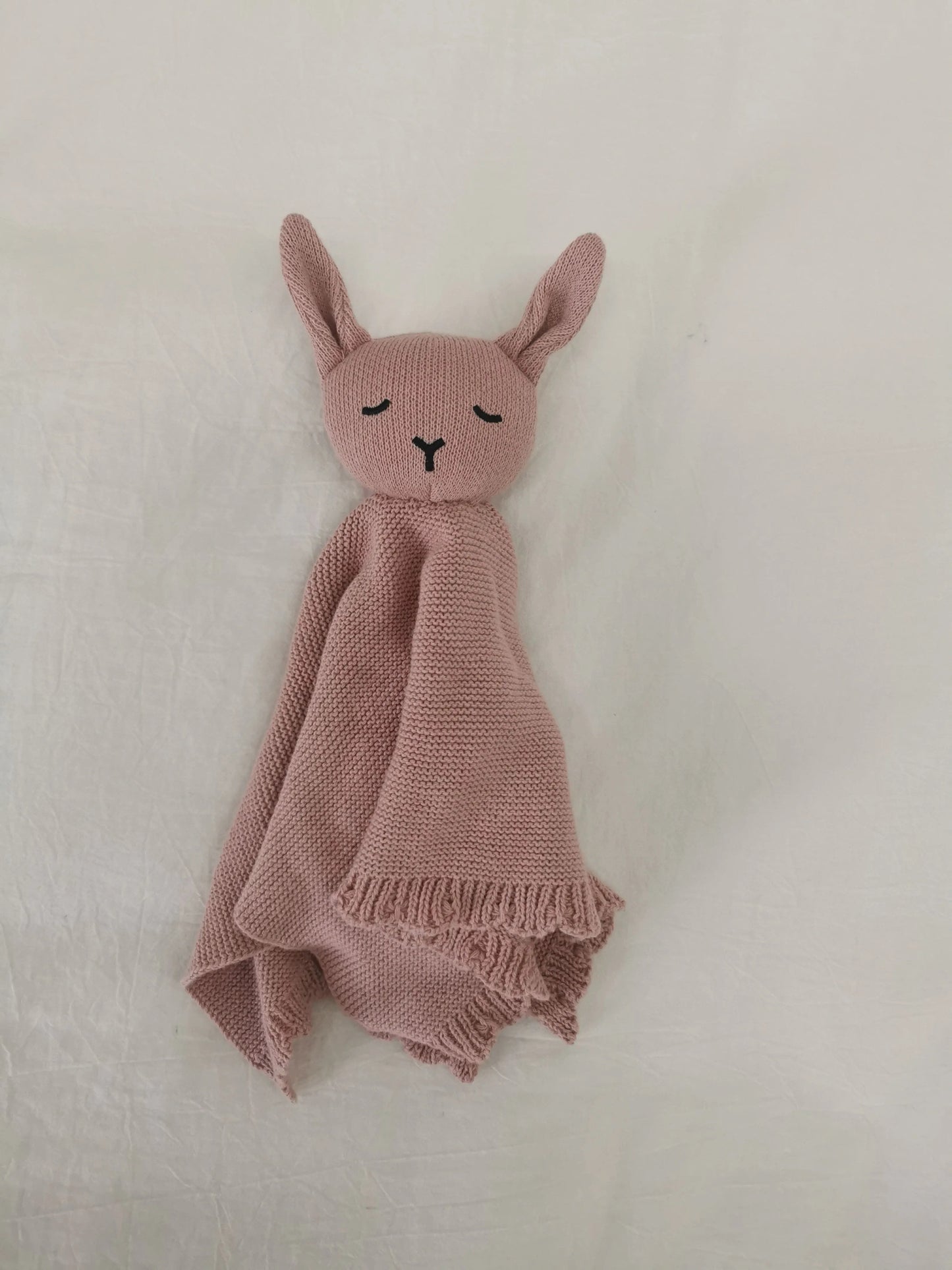 Scalloped Knitted Bunny Comforter Lovey Blanket