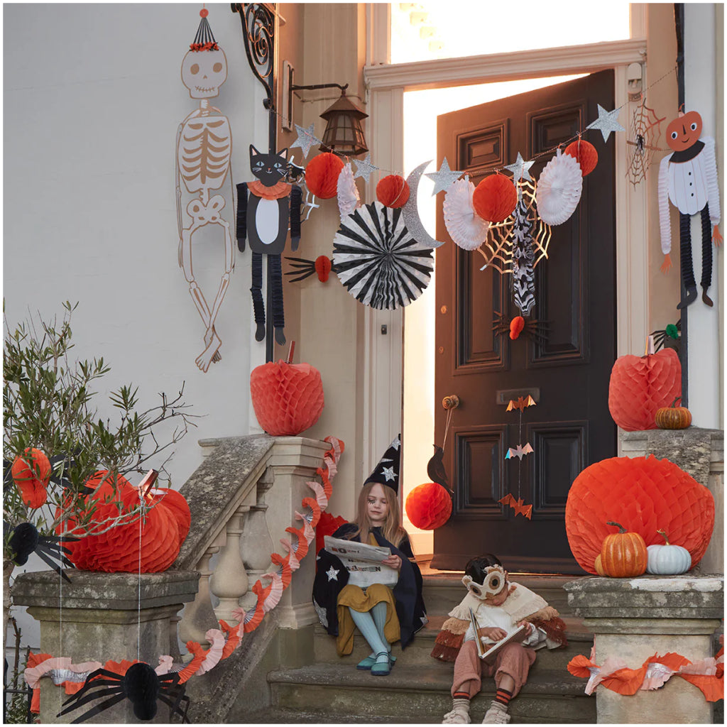 Halloween Honeycomb Shapes Garland