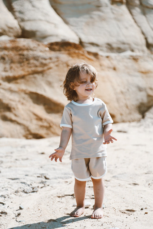 Retro Camel Set