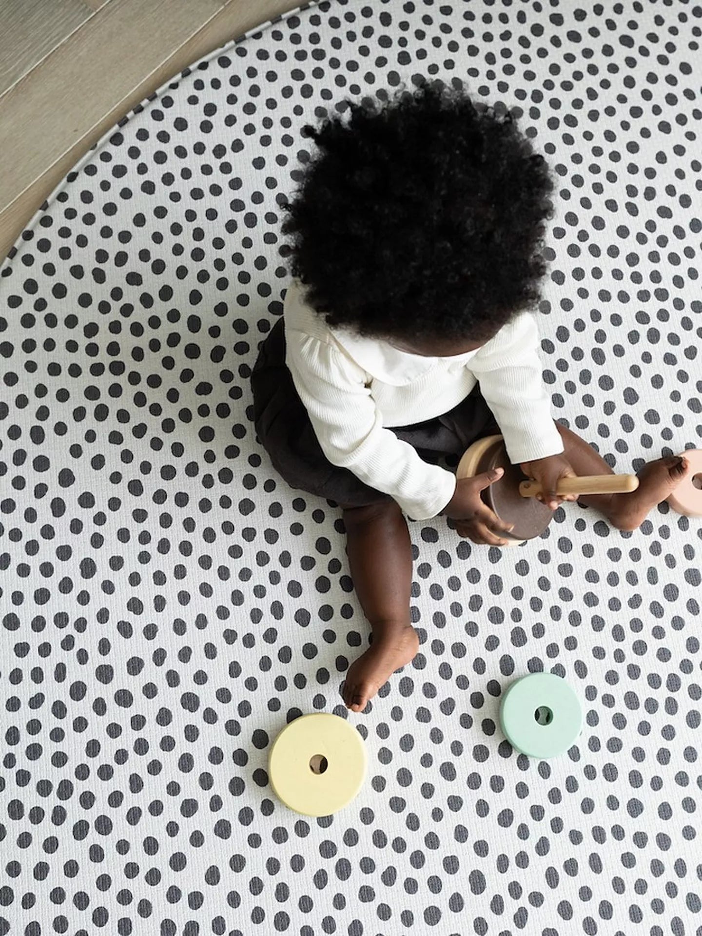 The Scout & Wanderer Round Playmat