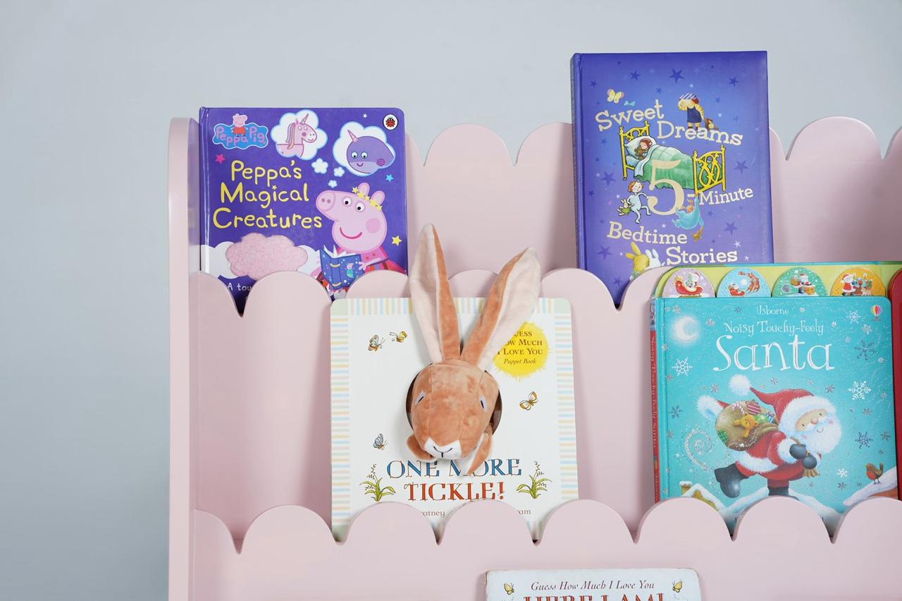 Pink Scallop Book Stand