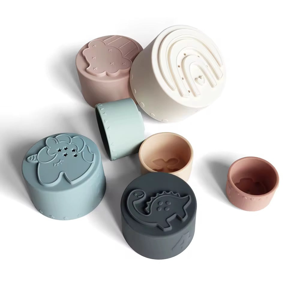 Silicone bath toy stacking cups with water spray and projection pattern features